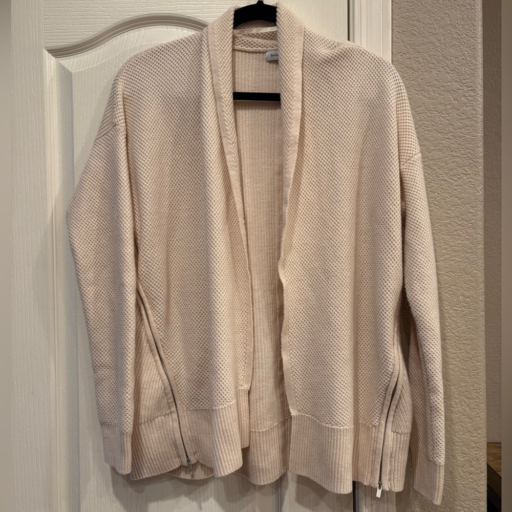 Banana Republic Cream Waffle Weave Sweater with side zippers, XL